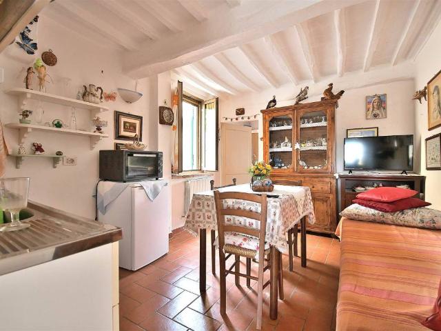 Appartamento in vendita a Camigliano, Montalcino