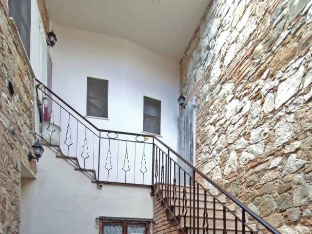 Appartamento in vendita a Montalcino, Toscana