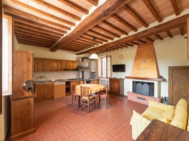 Appartamento in vendita a Montalcino, Toscana