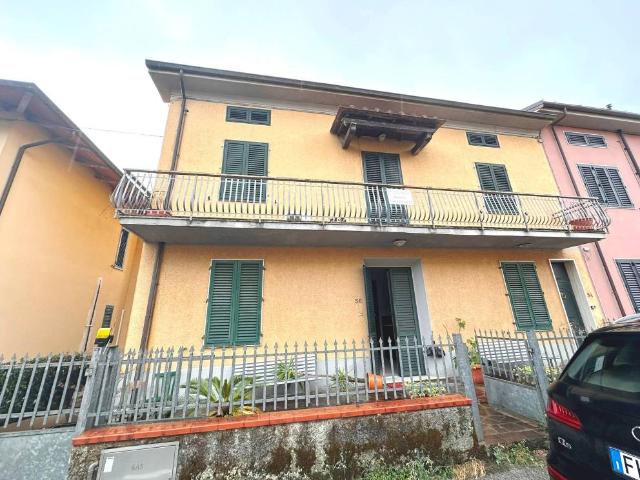 Appartamento in vendita a Montale Alto, Montale