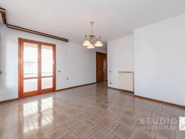 Appartamento in vendita a Montale Alto, Montale