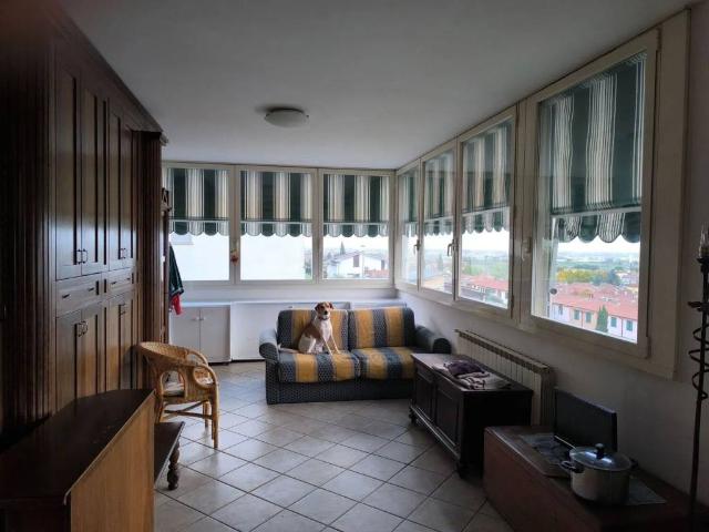 Appartamento in vendita a Montale, Toscana