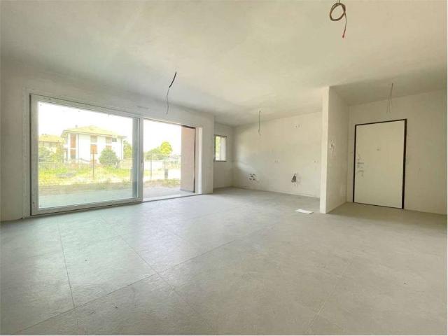 Appartamento in vendita a Montano Lucino, Lombardia