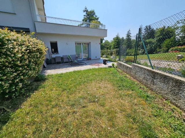 Appartamento in vendita a Montano Lucino, Lombardia