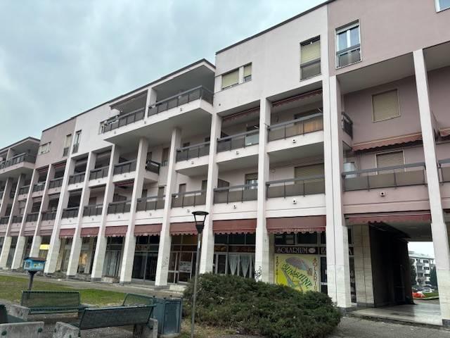 Appartamento in vendita a Lucino, Montano Lucino