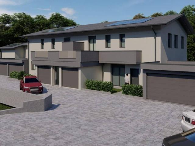 Appartamento in vendita a Montano Lucino, Lombardia