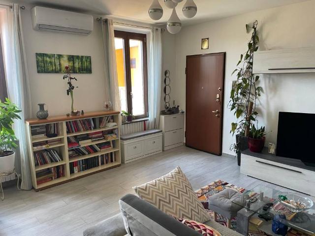 Appartamento in vendita a Lucino, Montano Lucino