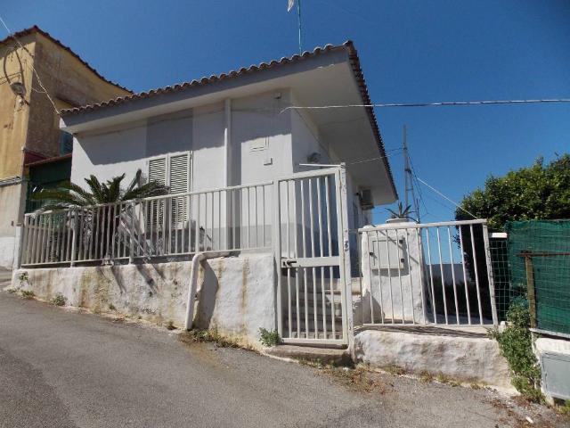 Appartamento in vendita a Monte Di Procida, Campania