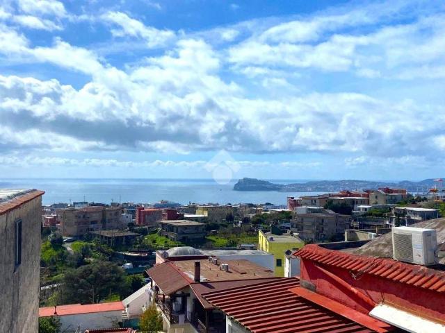 Appartamento in vendita a Monte Di Procida, Campania