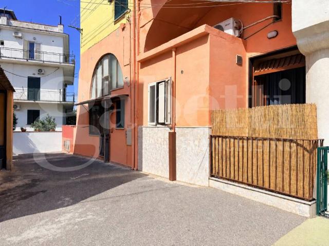Appartamento in vendita a Monte di Procida, Napoli