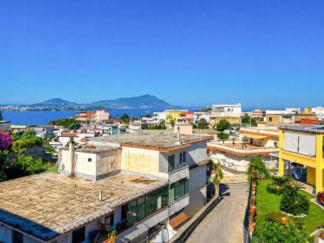 Appartamento in vendita a Monte Di Procida, Campania