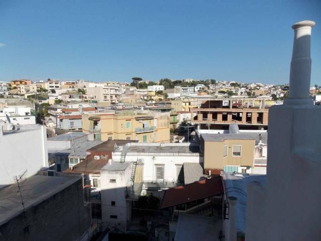 Appartamento in vendita a Monte Di Procida, Campania