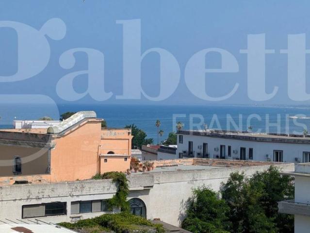 Appartamento in vendita a Monte Di Procida, Campania