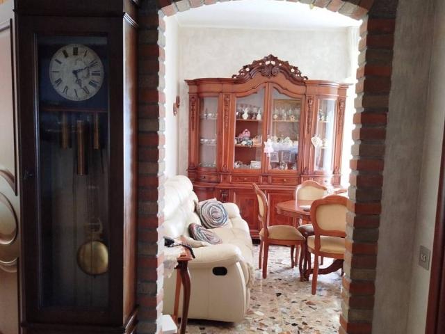 Appartamento in vendita a Monte Marenzo, Lombardia