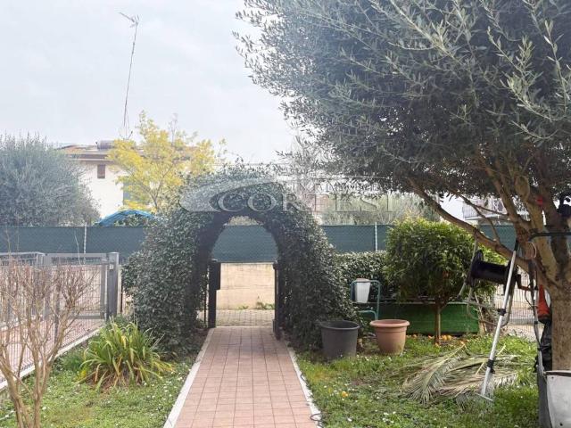 Appartamento in vendita a Piantata del Ponte, Marche