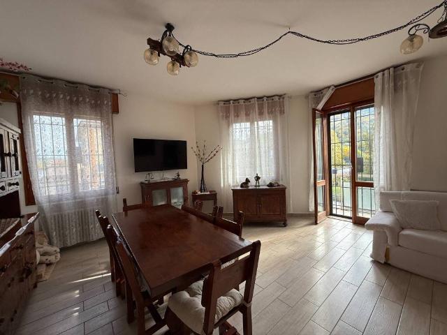 Appartamento in vendita a Ponterivabella, Monte San Pietro