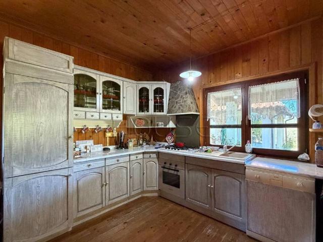 Appartamento in vendita a Monte Santa Maria Tiberina, Umbria