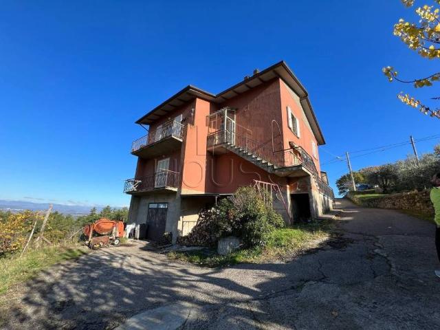 Appartamento in vendita a Monte Santa Maria Tiberina, Umbria