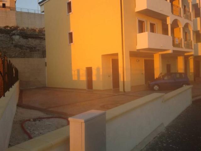 Appartamento in vendita a Junno, Puglia