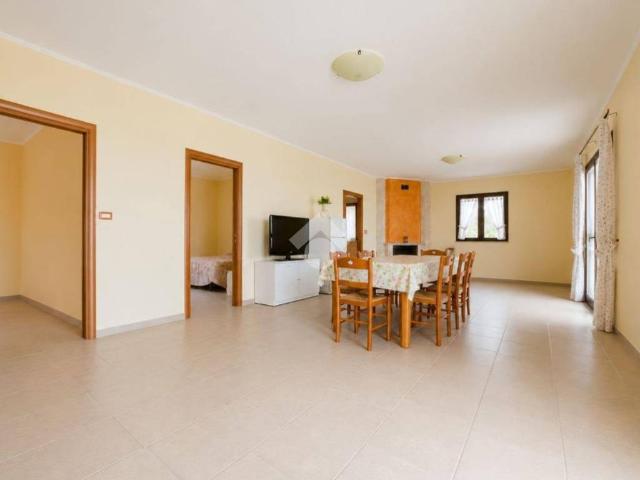 Villa Indipendente in vendita a Junno, Puglia