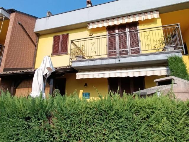 Appartamento in vendita a Montebello Della Battaglia, Lombardia