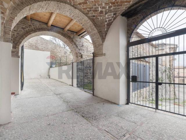 Appartamento in vendita a Montebello Di Bertona, Abruzzo