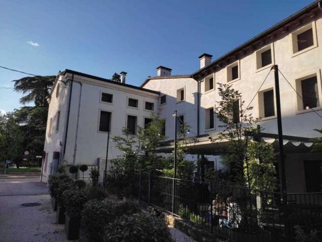 Appartamento in vendita a Montebello Vicentino, Veneto