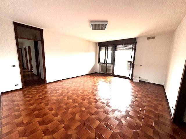 Appartamento in vendita a Guarda, Montebelluna