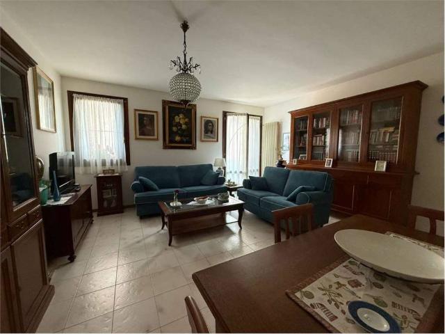 Appartamento in vendita a Guarda, Montebelluna
