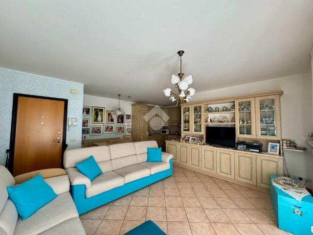 Appartamento in vendita a Montebelluna, Veneto