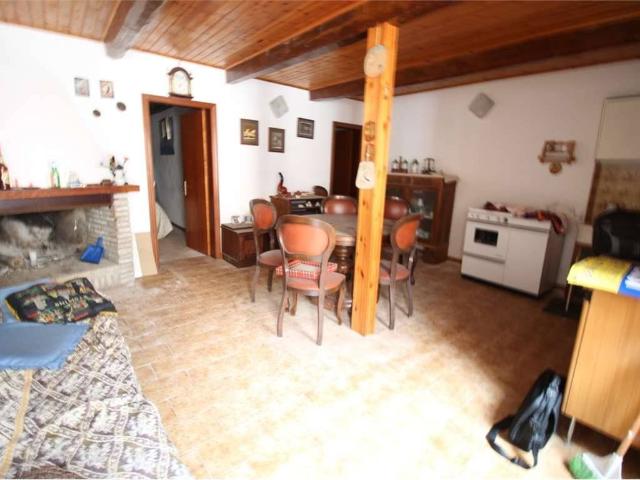 Appartamento in vendita a Montecalvo in Foglia, Pesaro e Urbino