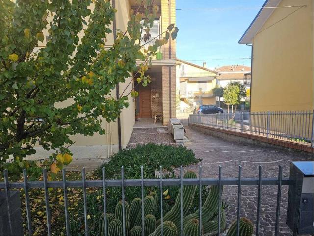Appartamento in vendita a Marche, Pesaro E Urbino
