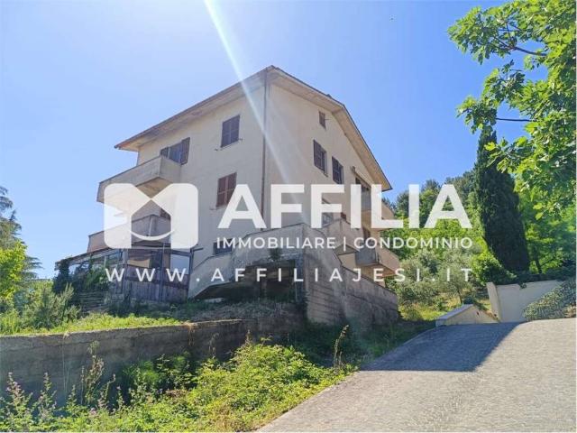 Appartamento in vendita a Montecarotto, Ancona