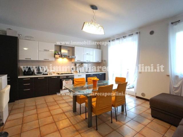 Appartamento in vendita a Marche, Macerata
