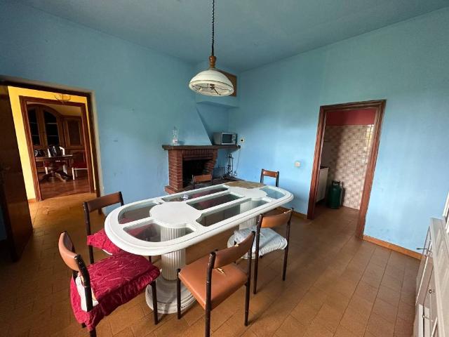 Appartamento in vendita a Montecastrilli, Umbria