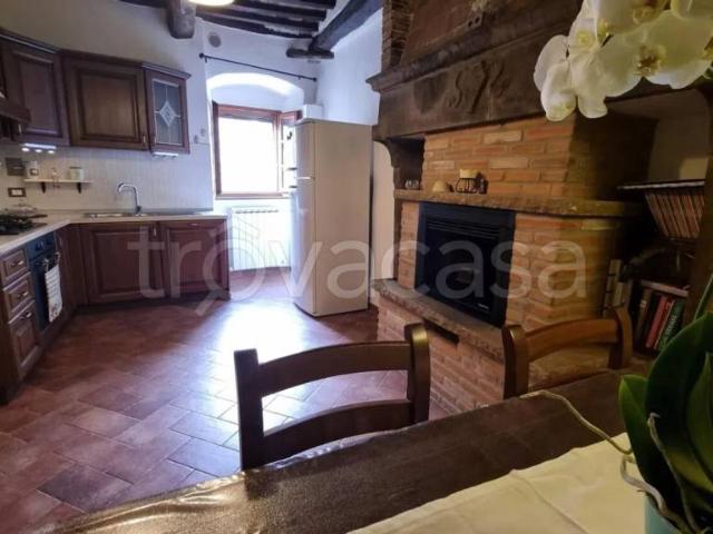 Appartamento in vendita a Montecatini Val Di Cecina, Toscana