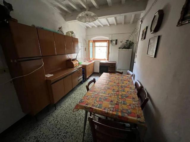 Appartamento in vendita a Montecatini Val Di Cecina, Toscana