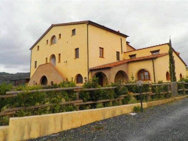 Appartamento in vendita a Casaglia, Montecatini Val Di Cecina