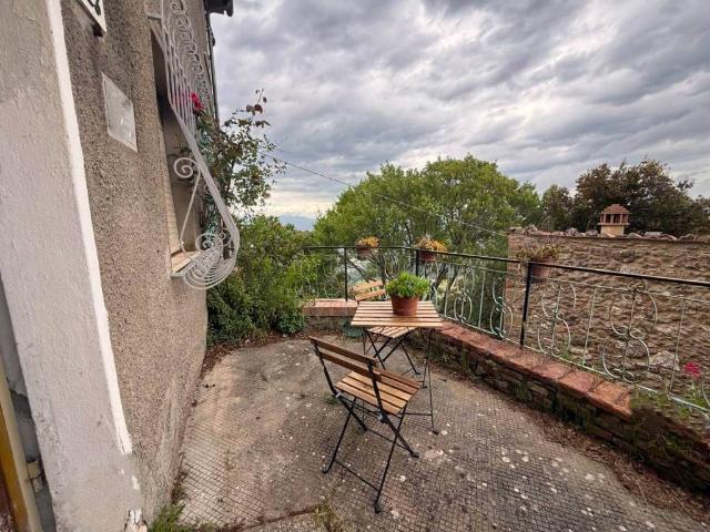 Appartamento in vendita a Montecatini Val Di Cecina, Toscana