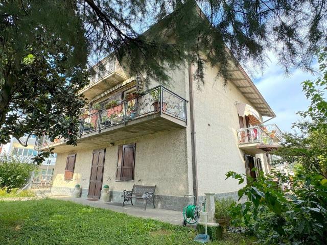 Appartamento in vendita a Val d’Enza, Re