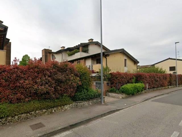 Appartamento in vendita a Alte Ceccato, Montecchio Maggiore