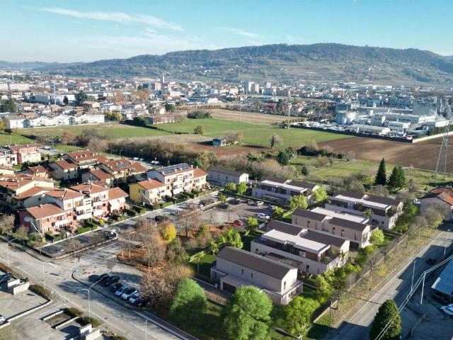 Appartamento in vendita a Alte Ceccato, Montecchio Maggiore