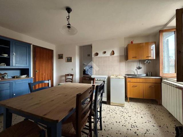 Appartamento in vendita a San Martino, Montecchio
