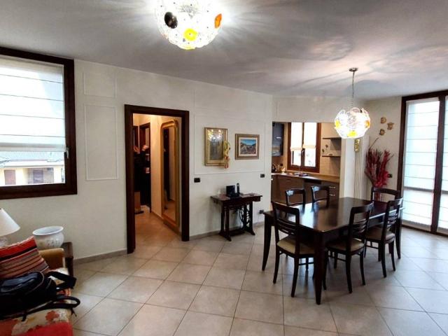 Appartamento in vendita a Montechiarugolo, Reggio Emilia