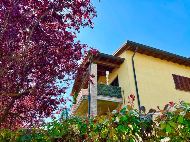 Appartamento in vendita a Montechiarugolo, Reggio Emilia
