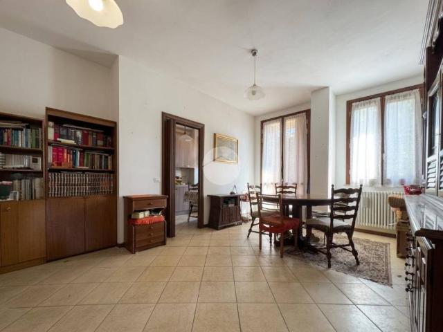 Appartamento in vendita a Montechiarugolo, Reggio Emilia