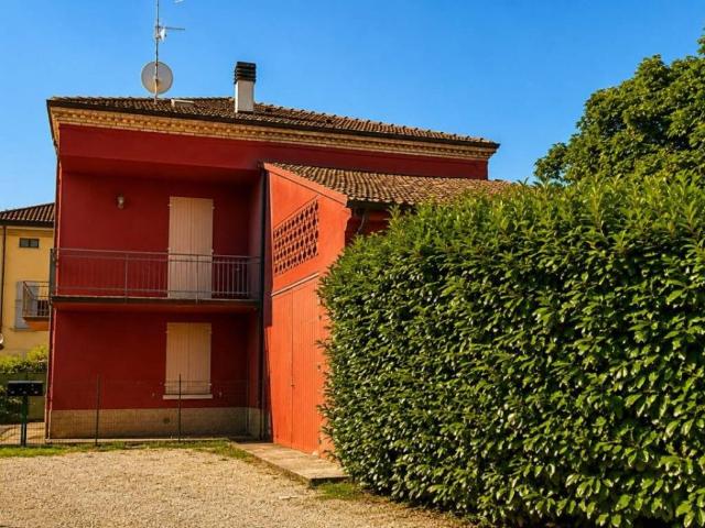Appartamento in vendita a Montechiarugolo, Reggio Emilia