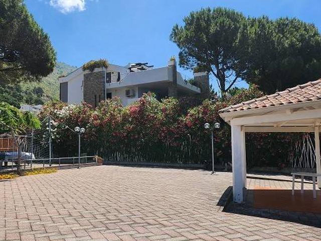 Appartamento in vendita a Montecorice, Campania