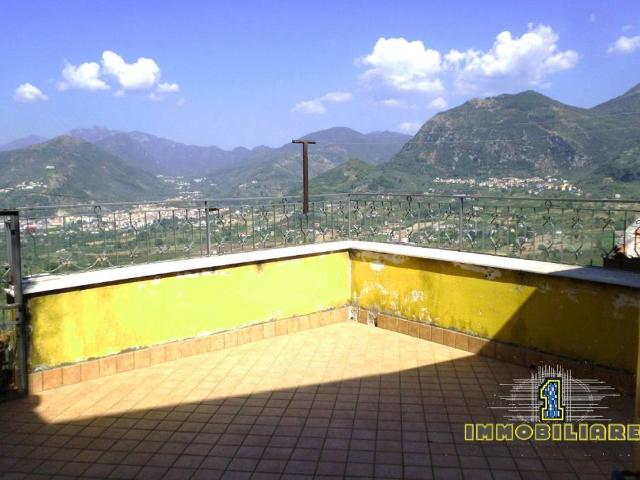 Appartamento in vendita a Montecorvino, Campania