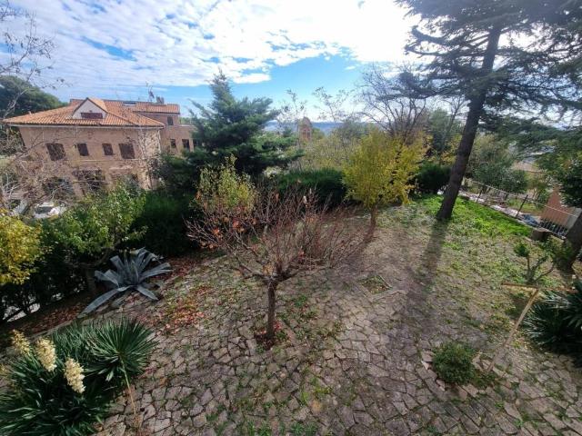 Appartamento in vendita a Marche, Macerata